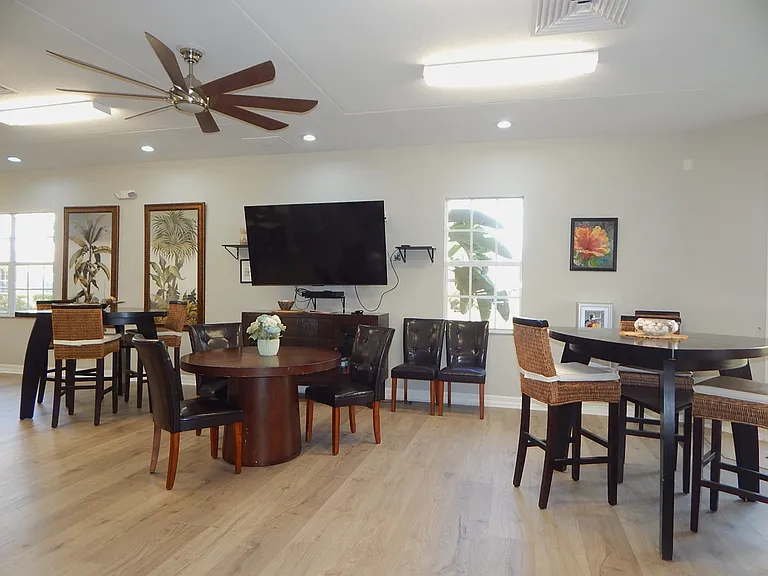 1113 Van Loon Commons Cir #304 — Photo 20