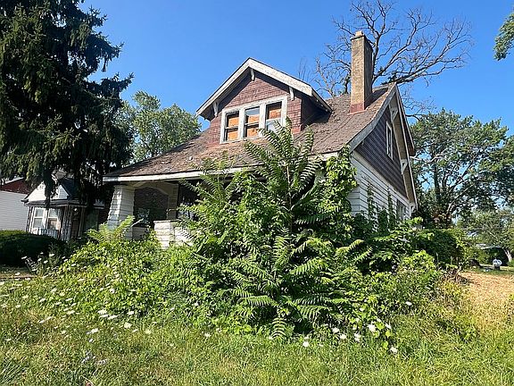 3rd image of 14311 Freeland St