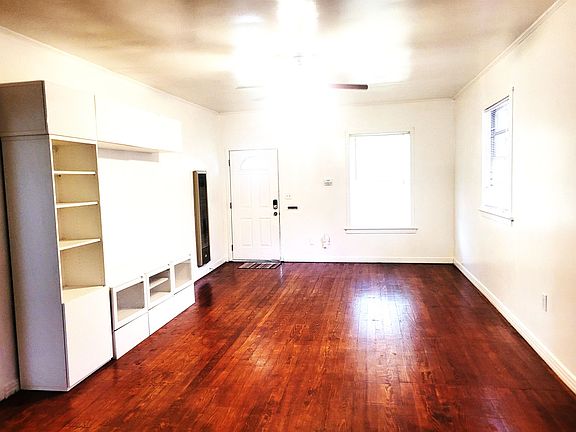 4th image of 1670 Corley St