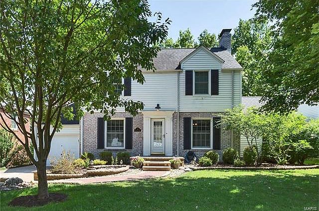 1st image of 12 Winnetka Ln