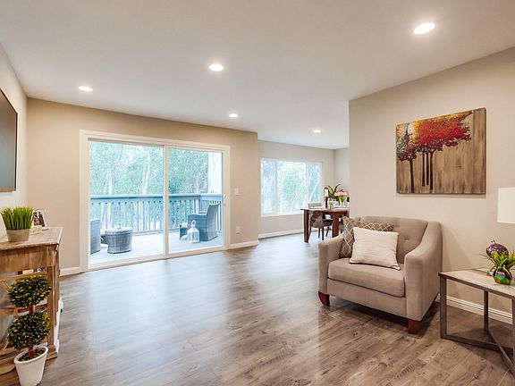 5th image of 10505 Caminito Basswood