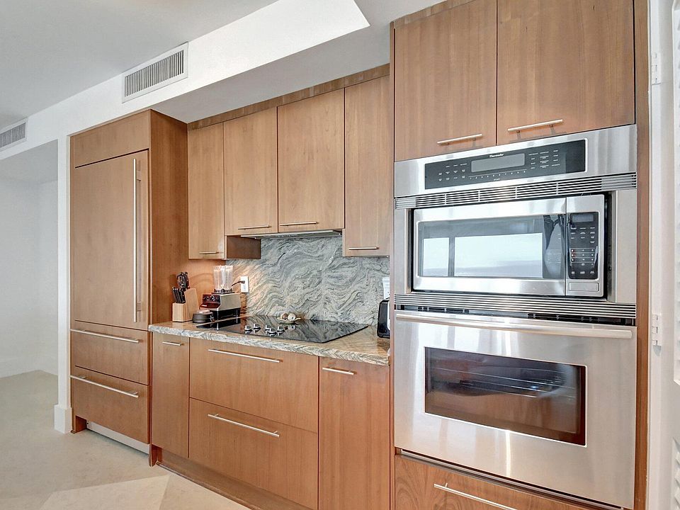 1st image of 1200 Holiday Dr APT 1001