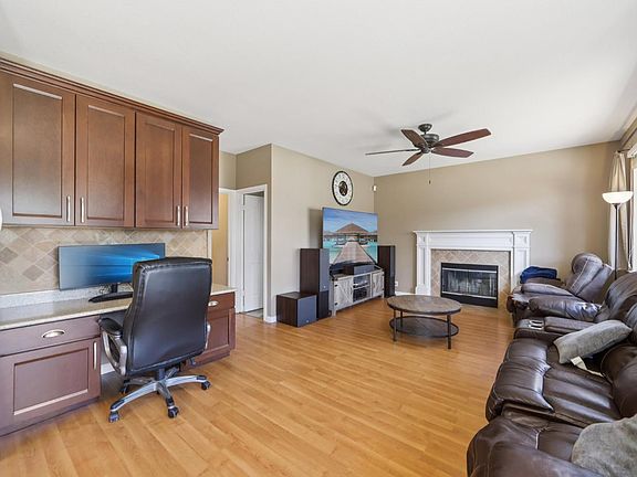 4th image of 1294 Mayfield Circle