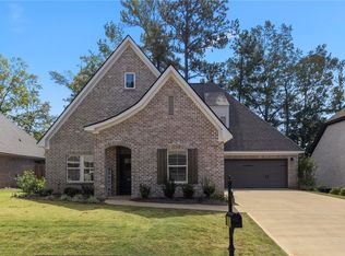 1756 Lois Ln, Auburn, AL 36832