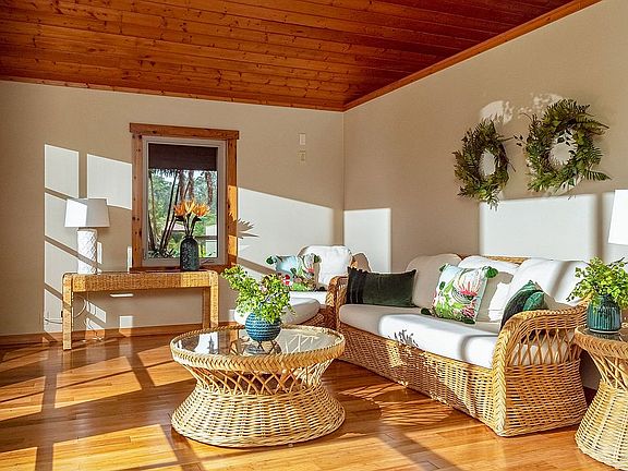 HD Gallery: HaunaniHouse.com