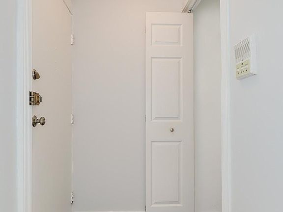 5th image of 1914 Wilson Ln APT 203