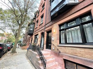 1930 Pine St #3H, Philadelphia, PA 19103