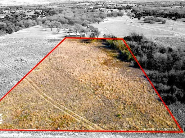 250 Theresa Ln, Eddy, TX 76524