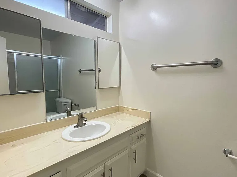 1418 N Donacy Way — Photo 11