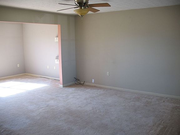 3rd image of 2355 Borgman Dr