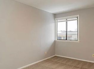 3928 Stone Gate Dr, Suitland, MD 20746