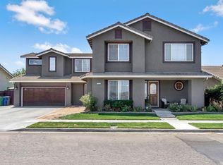 2069 E Duff Ave, Reedley, CA 93654