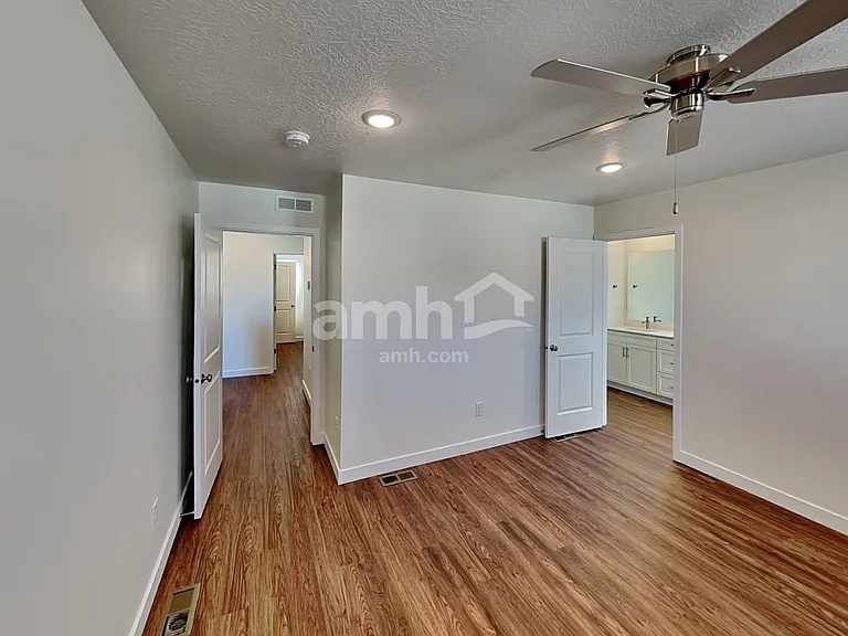 3558 N Caitlyn St — Photo 7