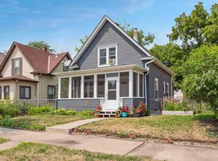 911 Fuller Ave, Saint Paul, MN 55104