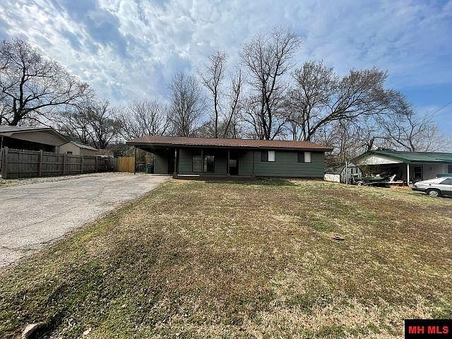 1st image of 508 Hackberry