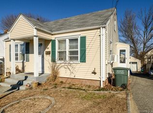 59 Harvey St, Bridgeport, CT 06610