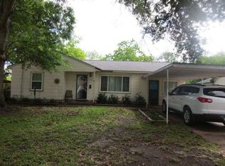 1101 Mac Dr, Sweeny, TX 77480