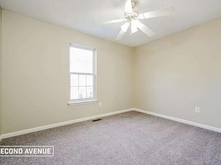 4204 Akins Ridge Ln — Photo 12