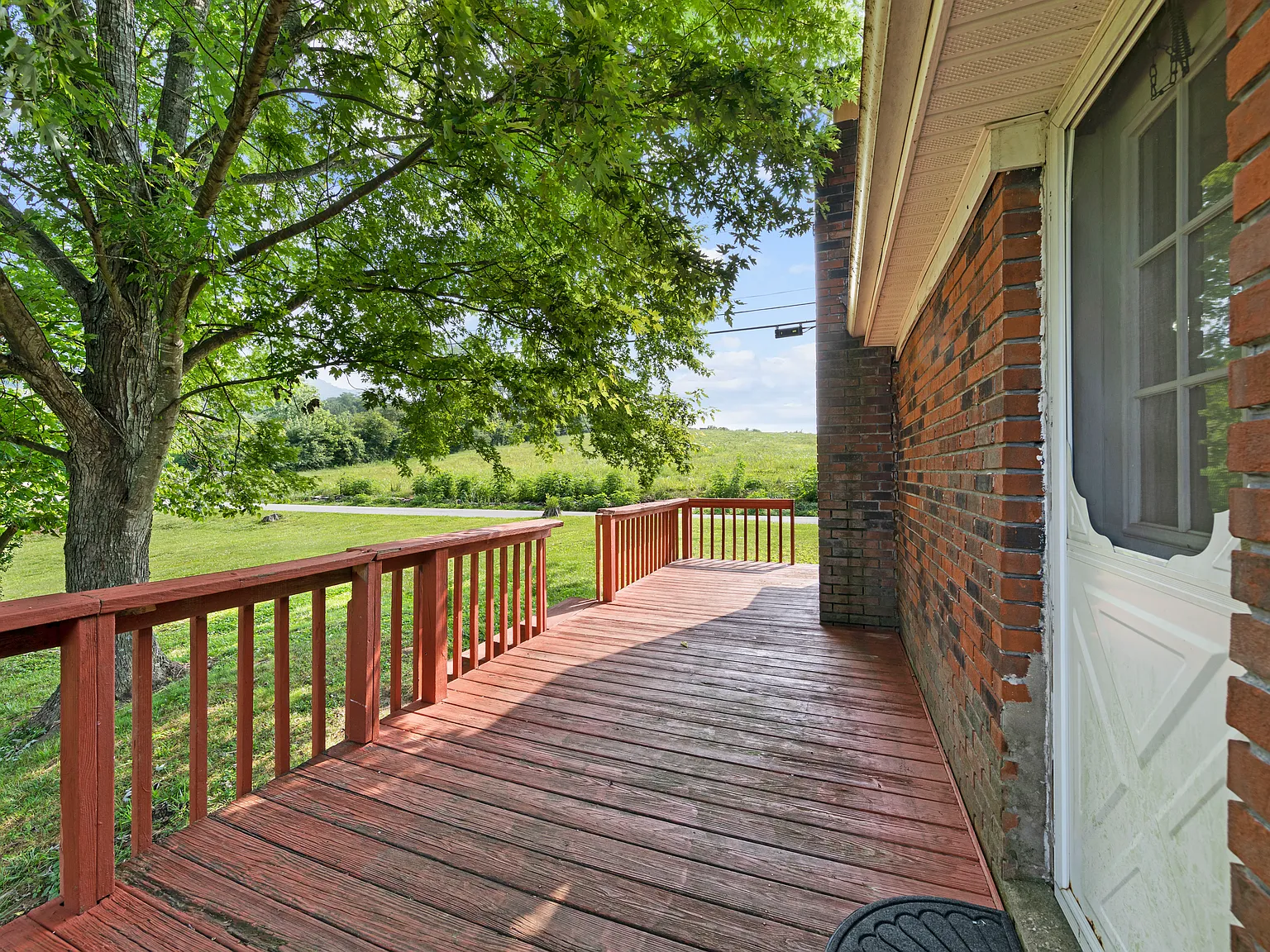 2 bed, 1375 sqft, $1,400 — Photo 3