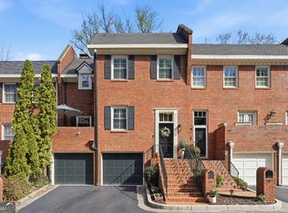 423 Jefferson Cir #423, Sandy Springs, GA 30328