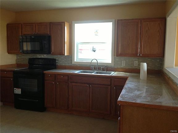 5th image of 320 Mountainview Ave