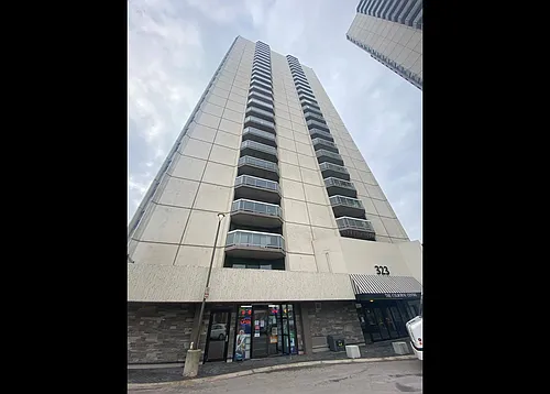 323 Colborne St #1204 Photo 1