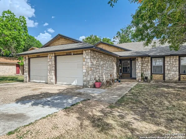 5202 Gawain Dr, San Antonio, TX 78218