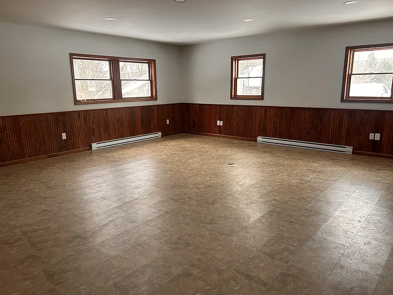 114 Woodview Ln — Photo 18