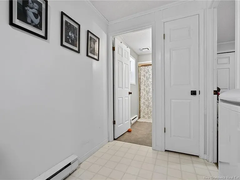 167 Murphy St — Photo 8