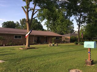 2425 Cowen Cir, Guntersville, AL 35976