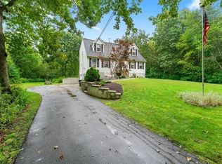 191 Walnut St, Douglas, MA 01516