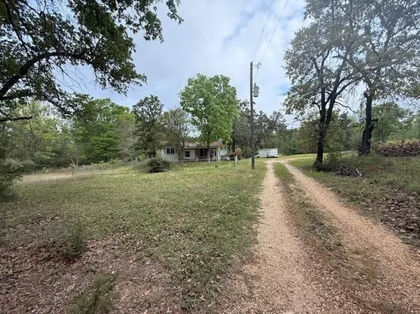 1366 White City Rd, Hornbeck, LA 71439