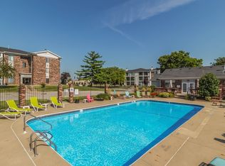 4829 86th St APT 6, Urbandale, IA 50322