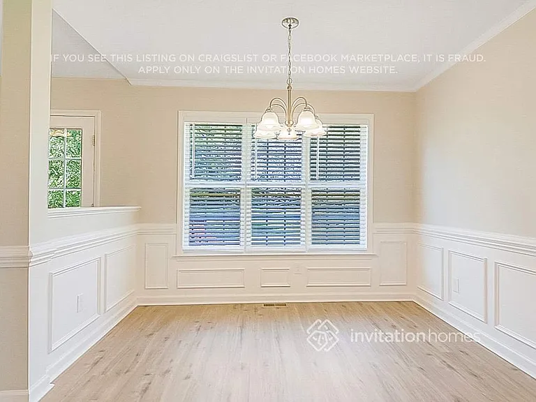 119 Woodsorrell Ct — Photo 3