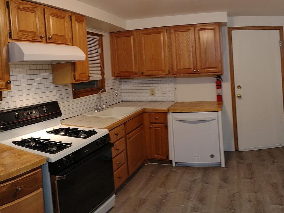 1st image of 396 W Girard Blvd