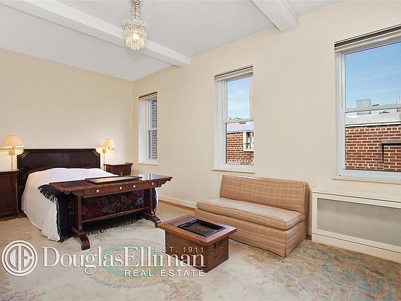 5th image of 1050 Park Ave #Phb