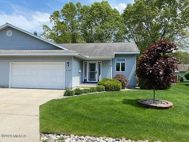 4438 Cedar Ln photo 1