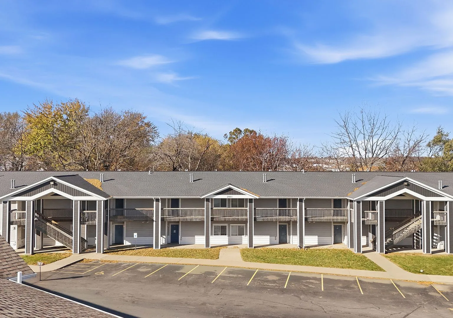 Keokuk Street Apartments — Photo 1