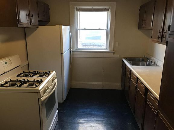 2nd image of 4709 Spokane Ave APT 06