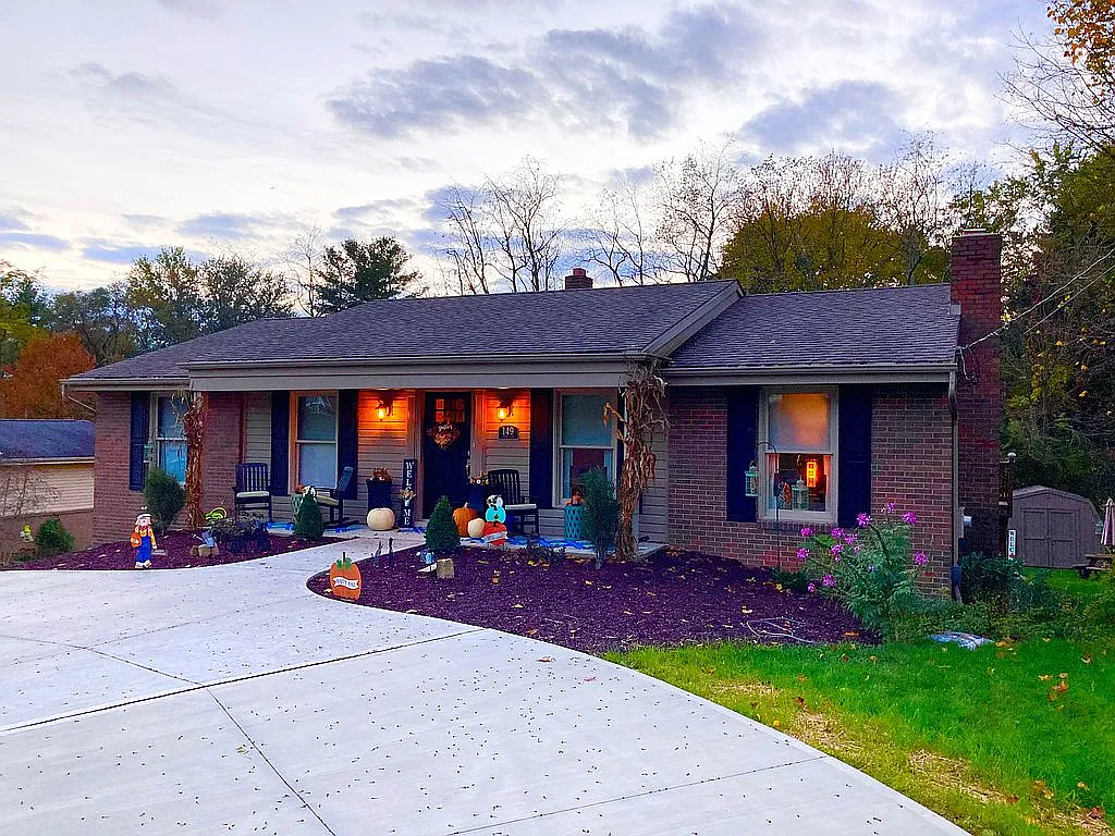 149 Friar Ln photo 1