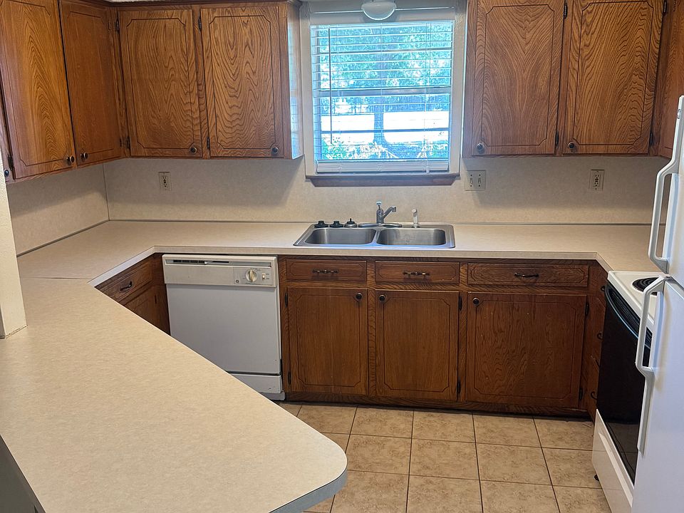 1st image of 601 Pridmore St