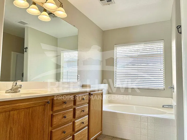 3162 W Sunshine Butte Dr — Photo 10