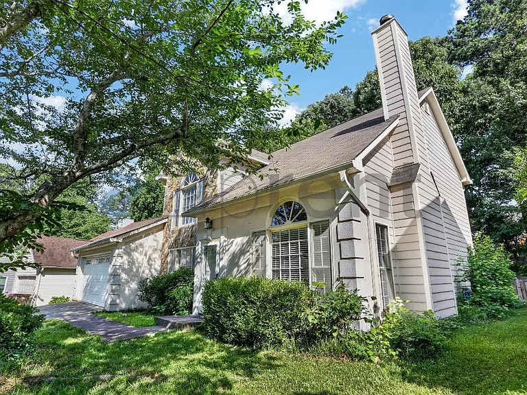 170 Pine Bridge Trl — Photo 3