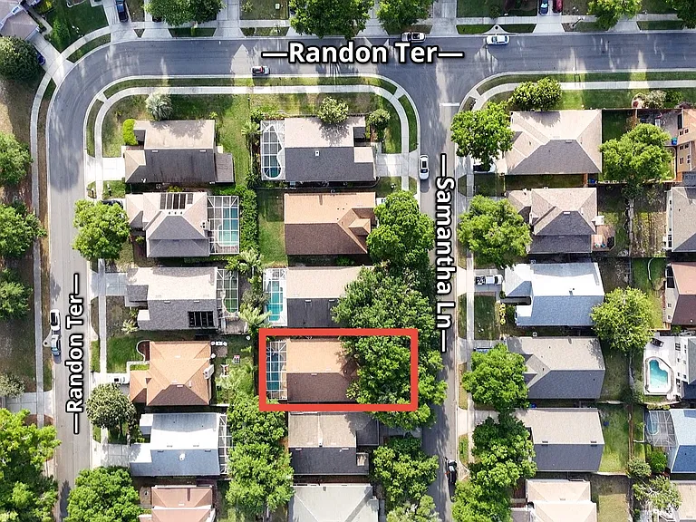 641 Samantha Ln — Photo 7