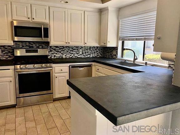 3rd image of 6615 Santa Isabel St Unit D