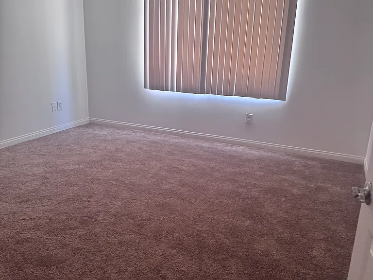 Aqua Vista Apartments — Photo 15