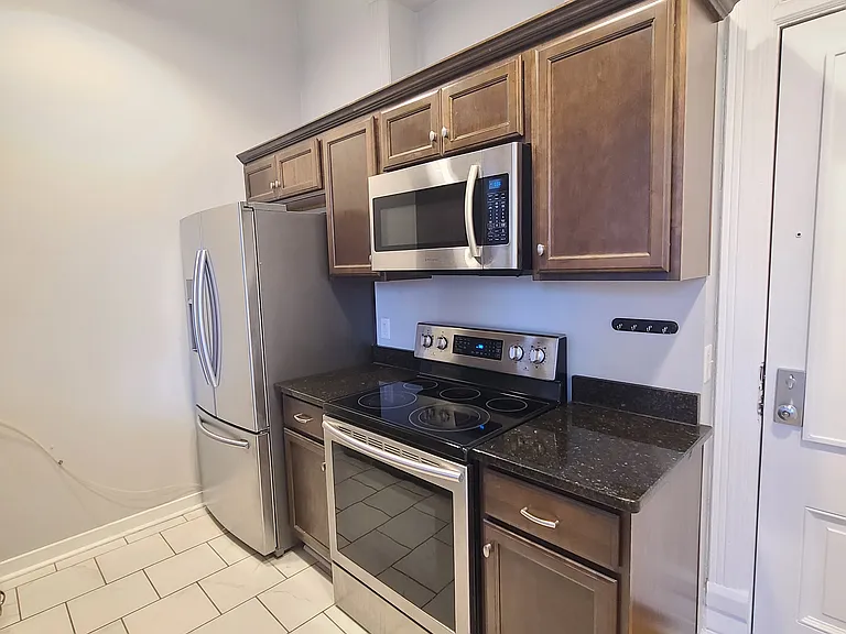 112 W Washington Blvd #324 — Photo 11