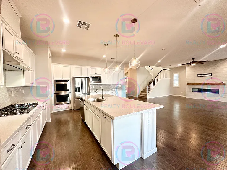 9276 Perceval Way — Photo 4