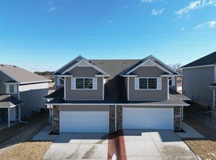 1460 Cedar Cove Rd, Lincoln, NE 68505
