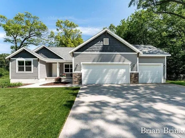 4894 Bowen St, Montague, MI 49437